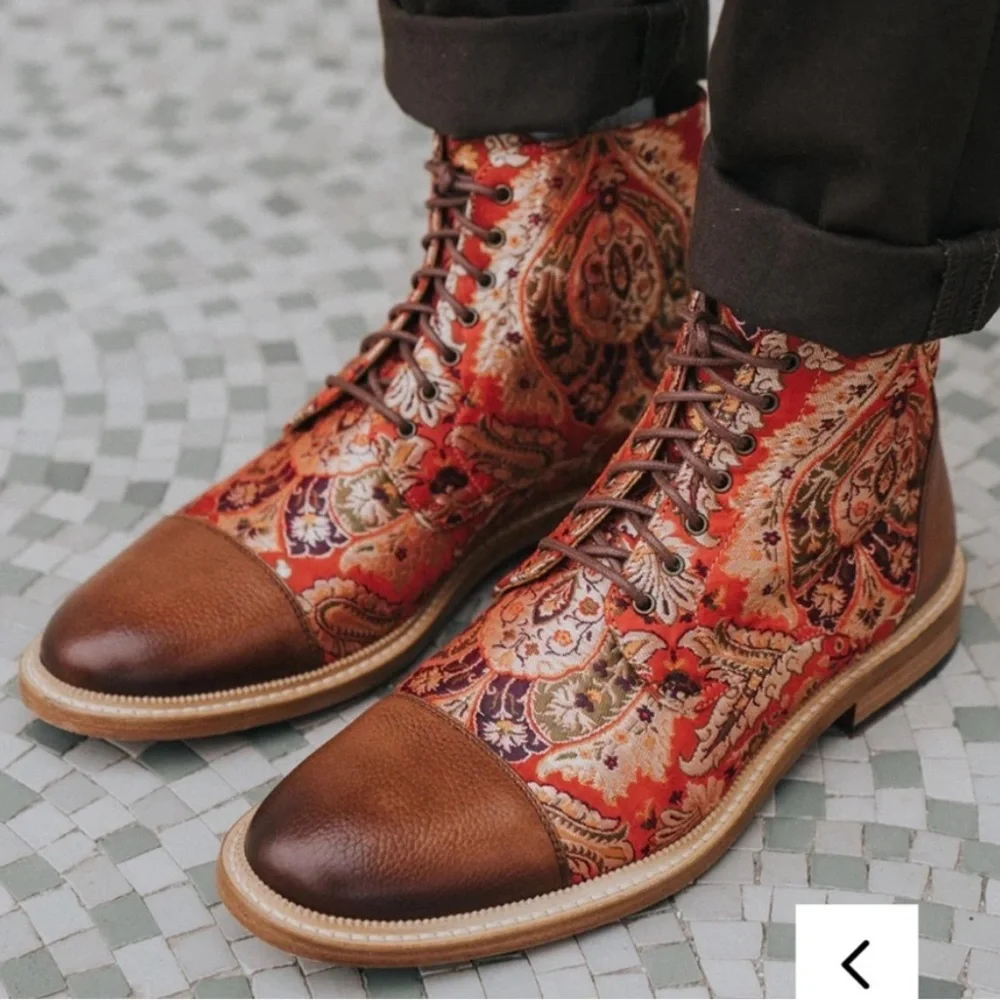 TAFT / NWOT The Jack Boot in Red Paisley / Size 10 - Picture 2 of 7